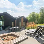 度假居 Panoramic Retreat With Pool