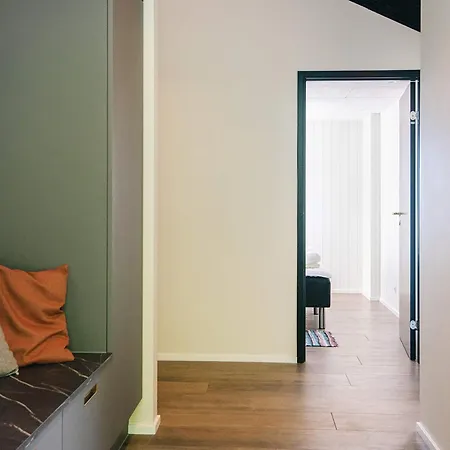 Panoramic Retreat With Pool - By Traum Sjolund